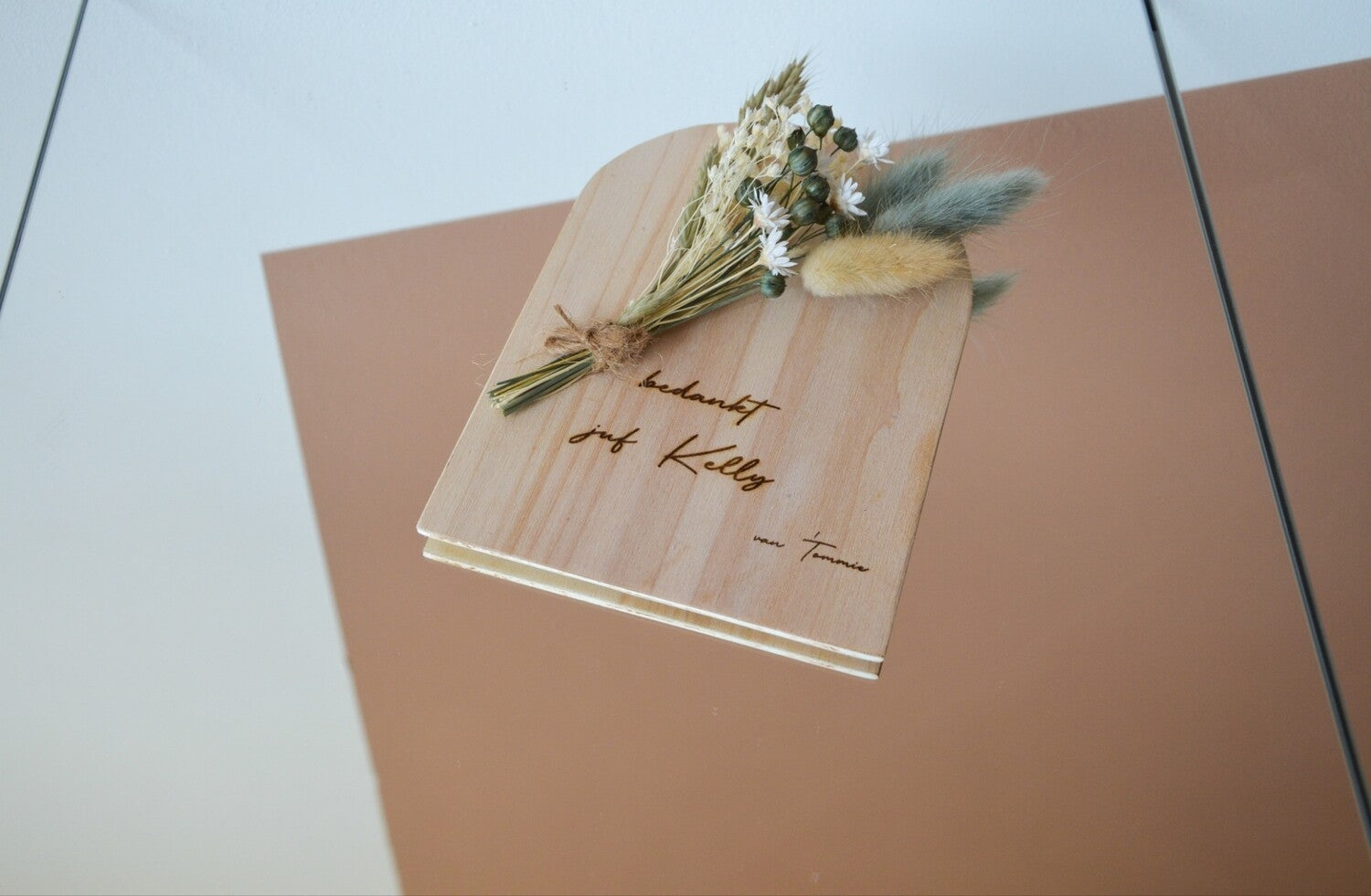 Gegraveerde kaart met optie droogboeket